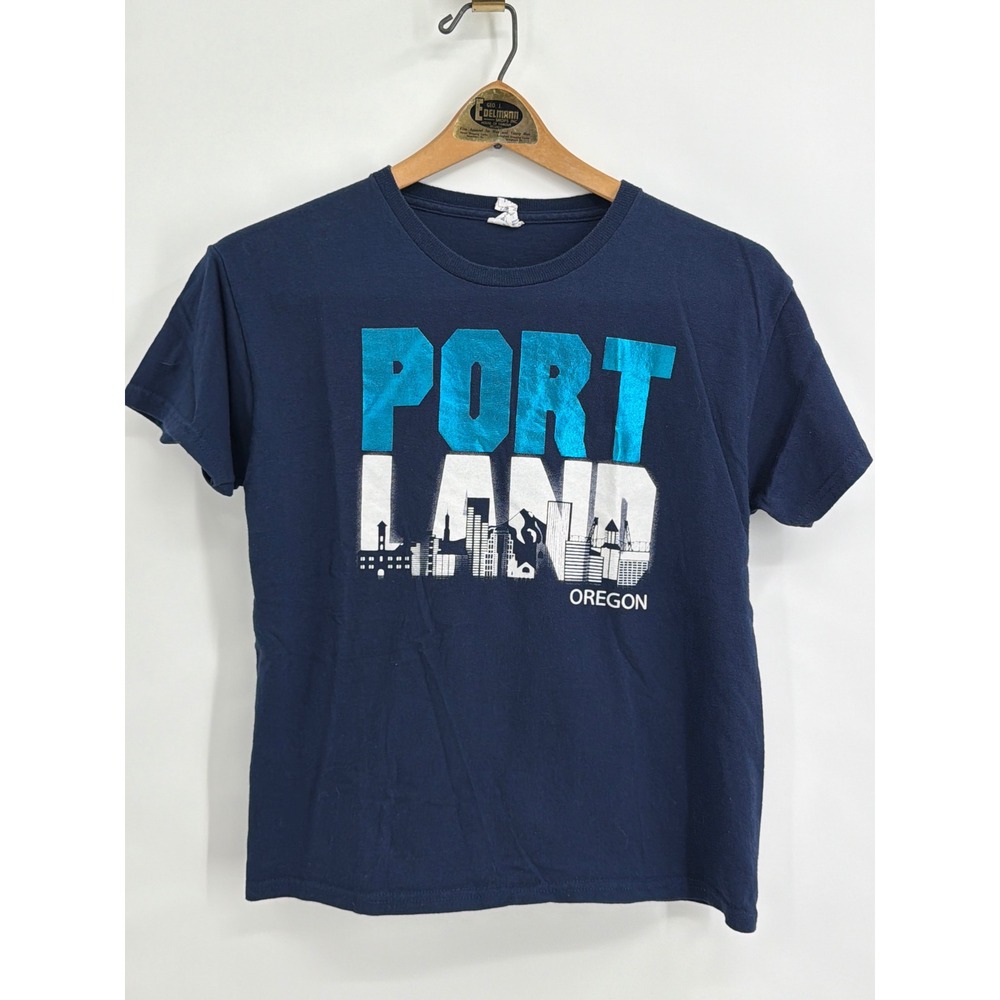 Delta Pro Weight Portland Oregon Skyline Graphic T-Shirt Navy Blue Youth‎ Large